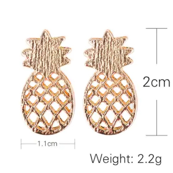 ๐ด Pineapple ๐ Hollow Stud Delicate Earrings - Picture 5 of 5